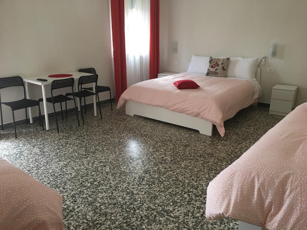 مبيت وإفطار بيزا Aliante Turist House المظهر الخارجي الصورة