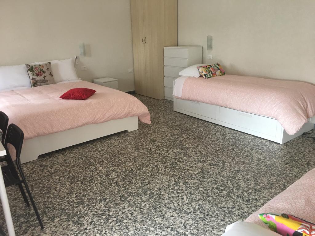 مبيت وإفطار بيزا Aliante Turist House المظهر الخارجي الصورة
