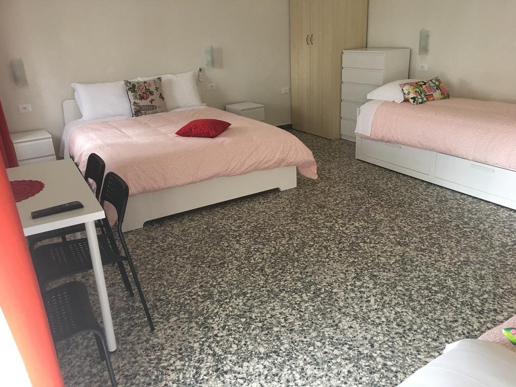 مبيت وإفطار بيزا Aliante Turist House المظهر الخارجي الصورة