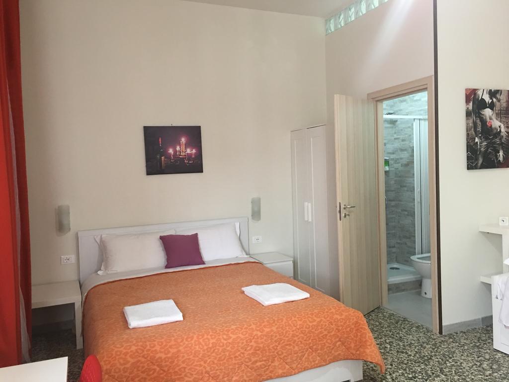 مبيت وإفطار بيزا Aliante Turist House المظهر الخارجي الصورة