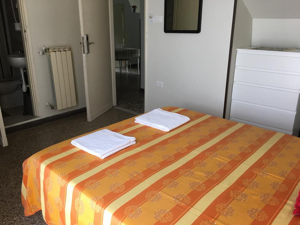 مبيت وإفطار بيزا Aliante Turist House المظهر الخارجي الصورة