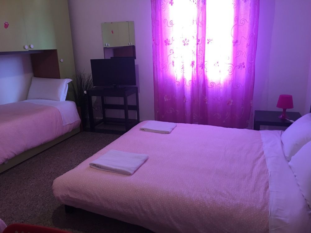مبيت وإفطار بيزا Aliante Turist House المظهر الخارجي الصورة